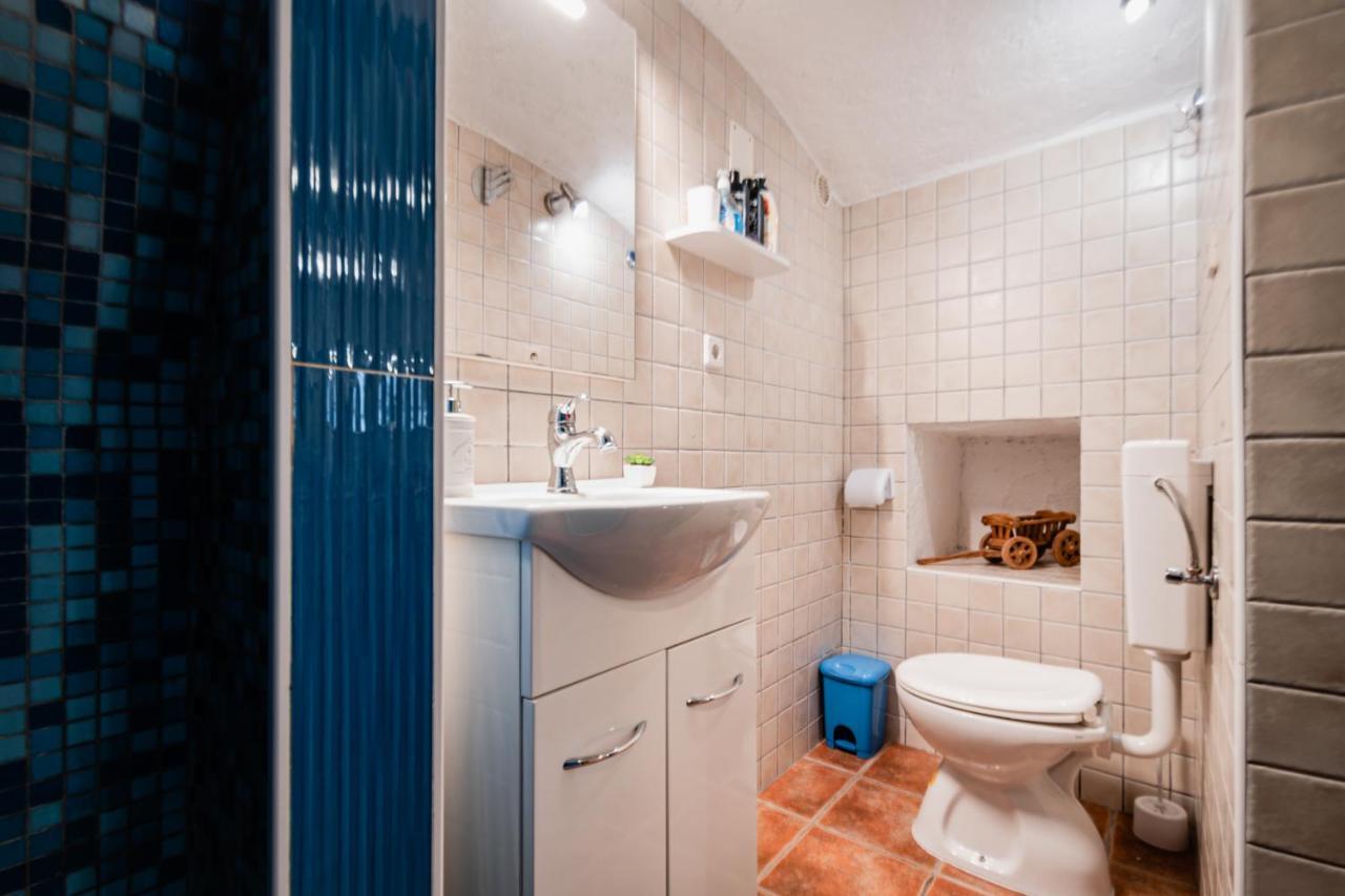 Lito Apartments 希贝尼克 外观 照片